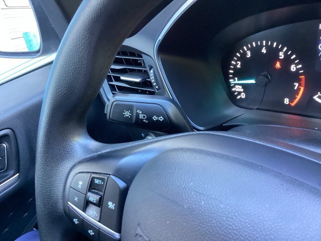 Used 2020 Ford Escape SE image 44