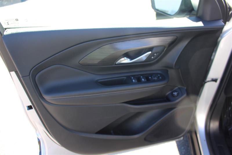 Used 2022 GMC Terrain SLE w/ Driver Convenience Package image 12