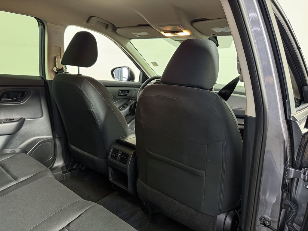 Certified 2025 Nissan Rogue S image 38