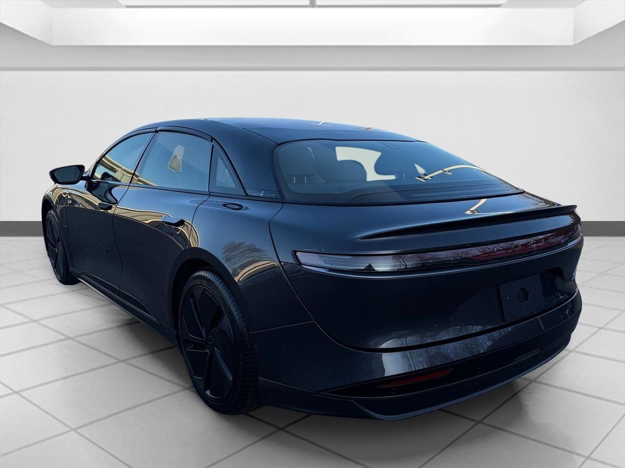 Used 2024 Lucid Air Touring image 8