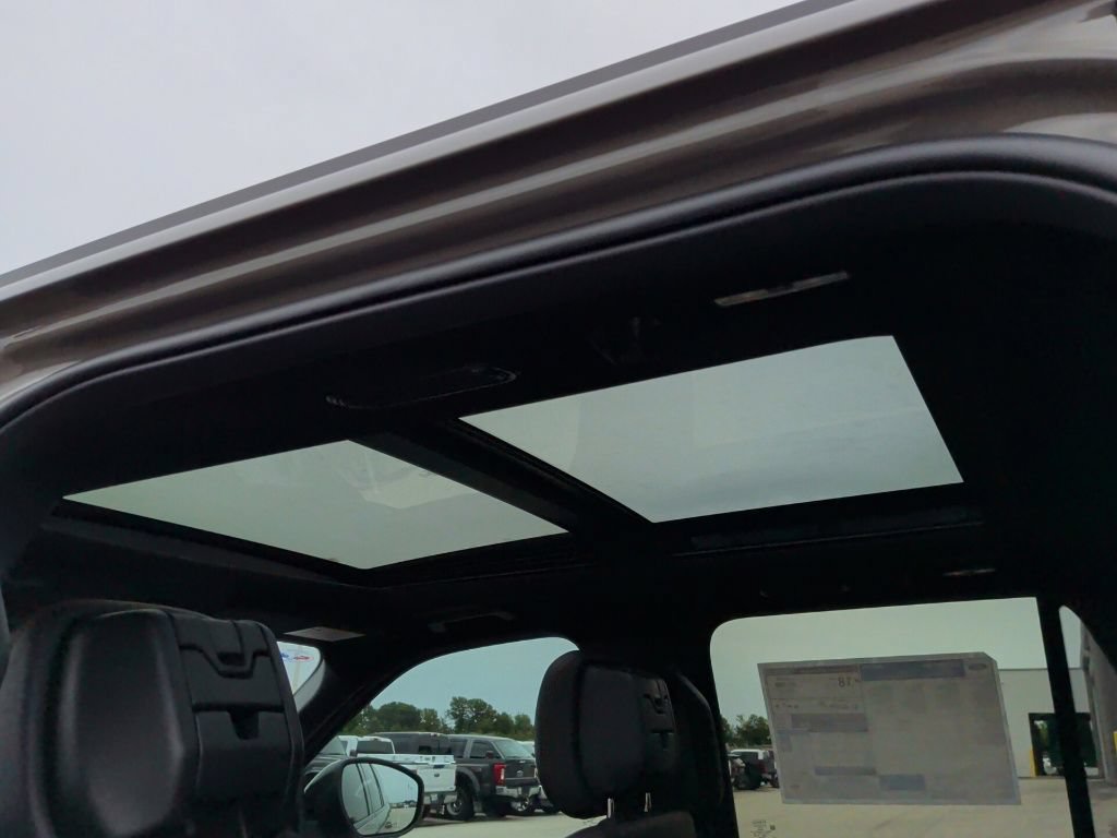 New 2027 Ford Expedition Tremor w/ Driver's Package AWD/4WD image 23