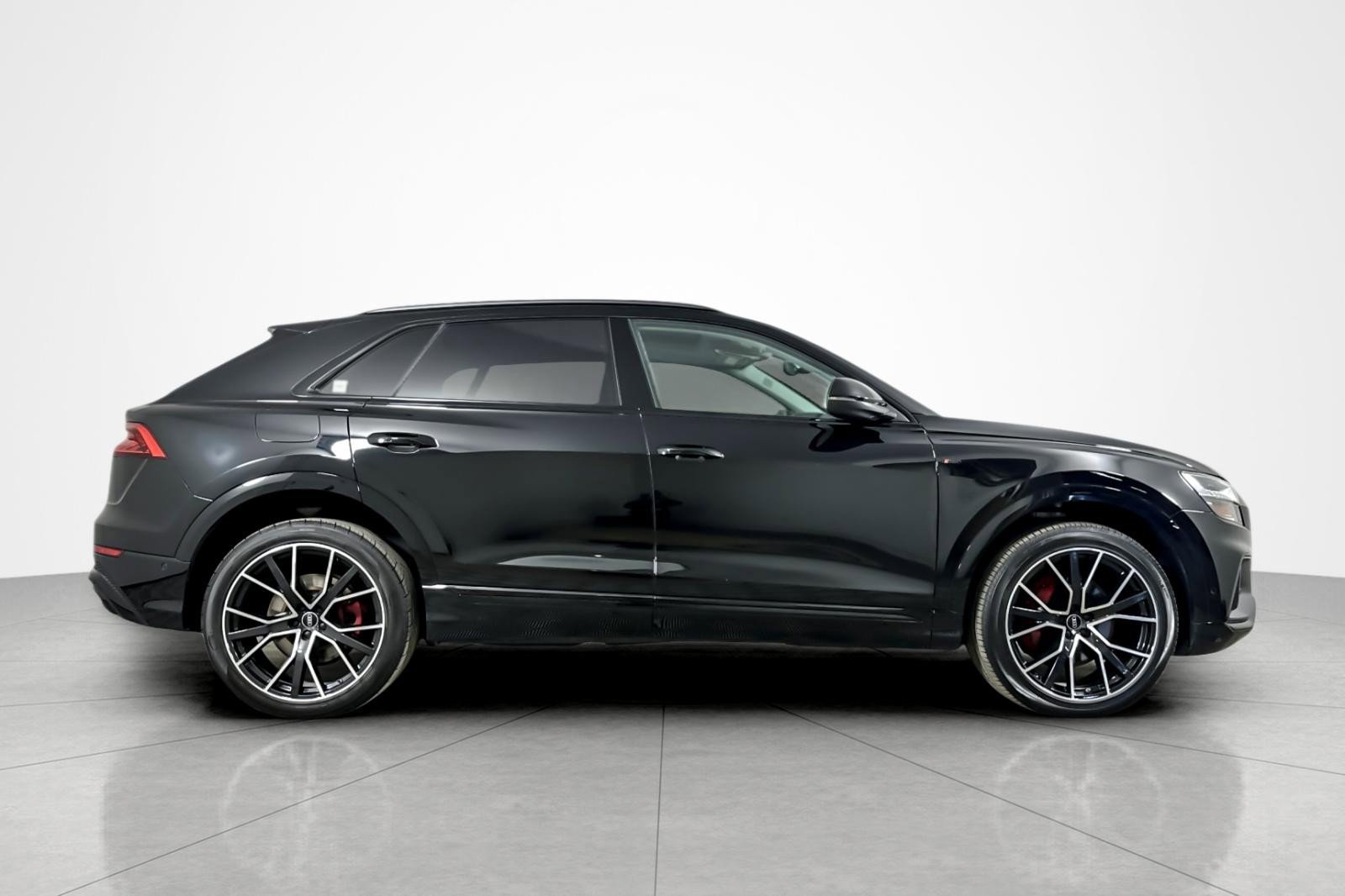 Used 2023 Audi Q8 Premium Plus w/ Premium Plus Package image 6