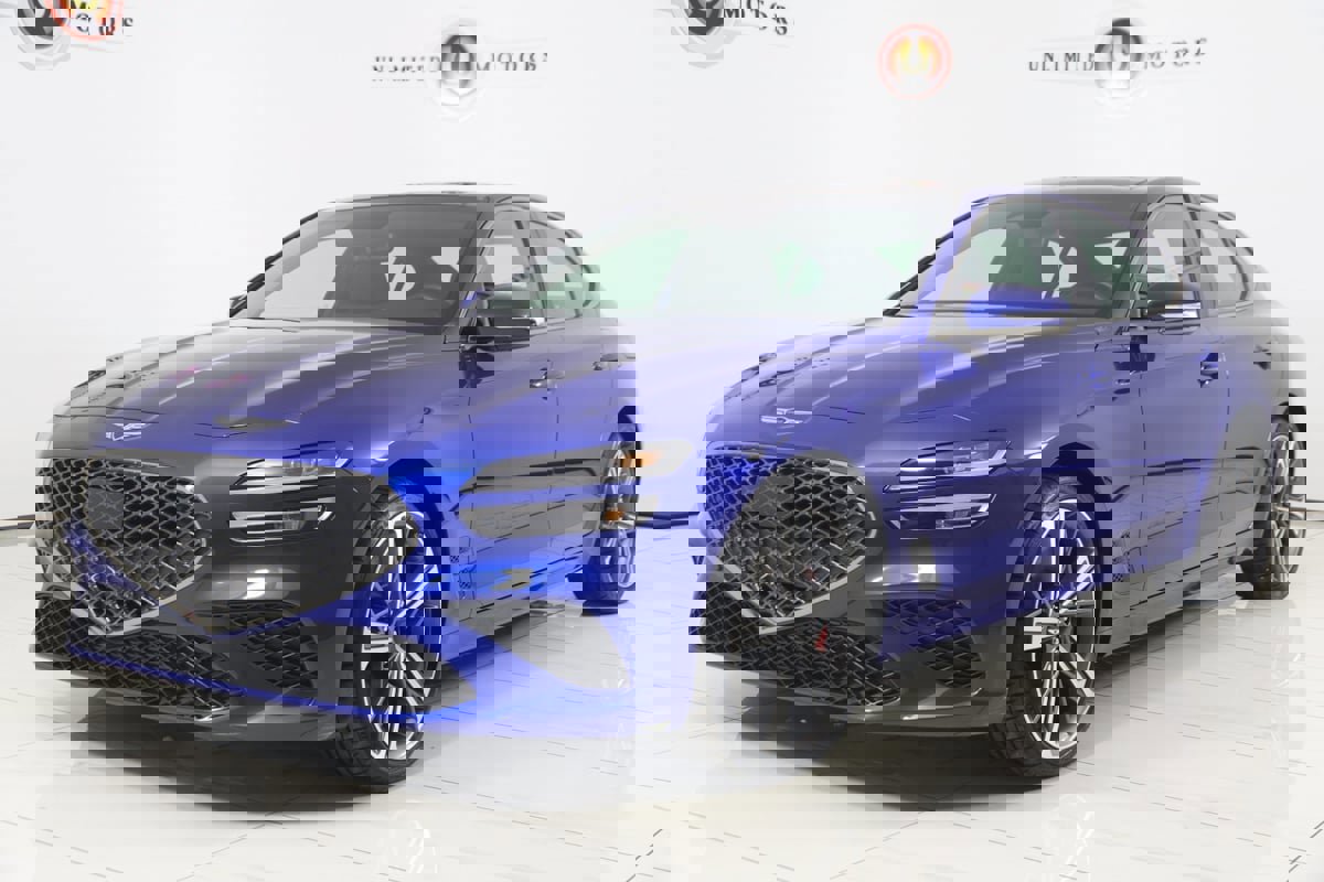 Used 2024 Genesis G70 3.3T Advanced image 5