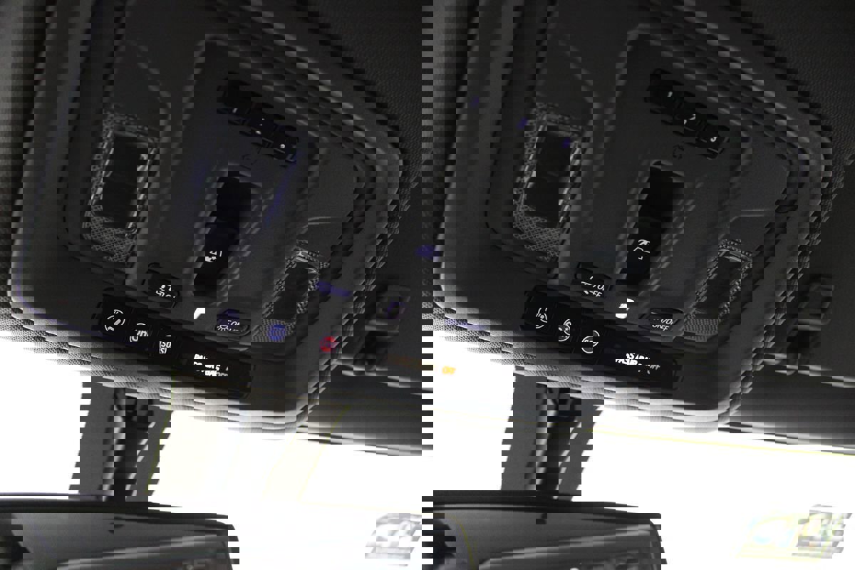 Used 2020 Chevrolet Silverado 2500 LTZ w/ LTZ Plus Package image 31