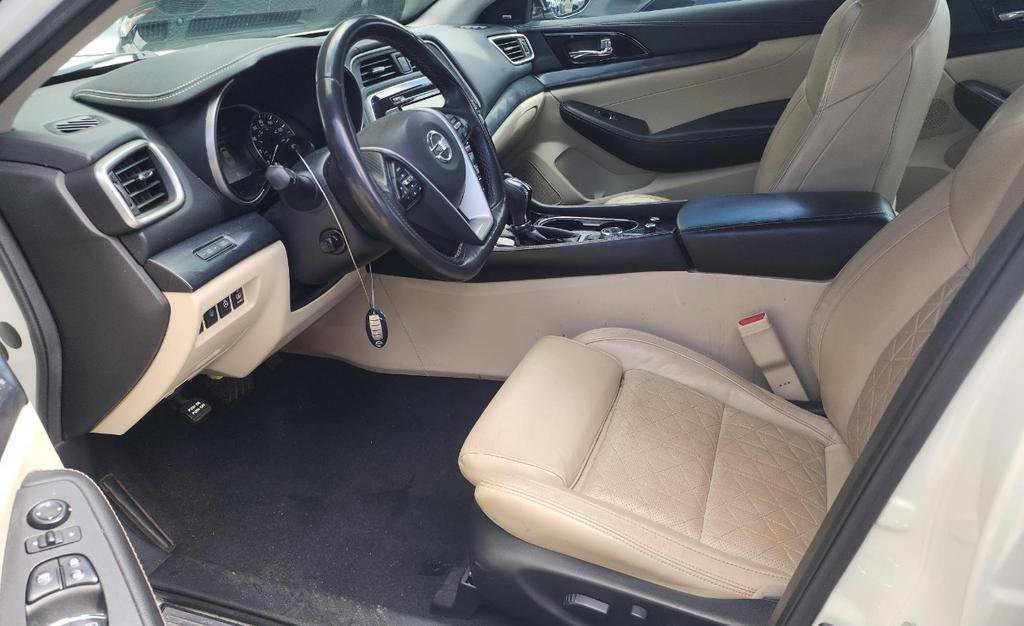 Used 2021 Nissan Maxima Platinum w/ Sport Mat Group FWD image 7