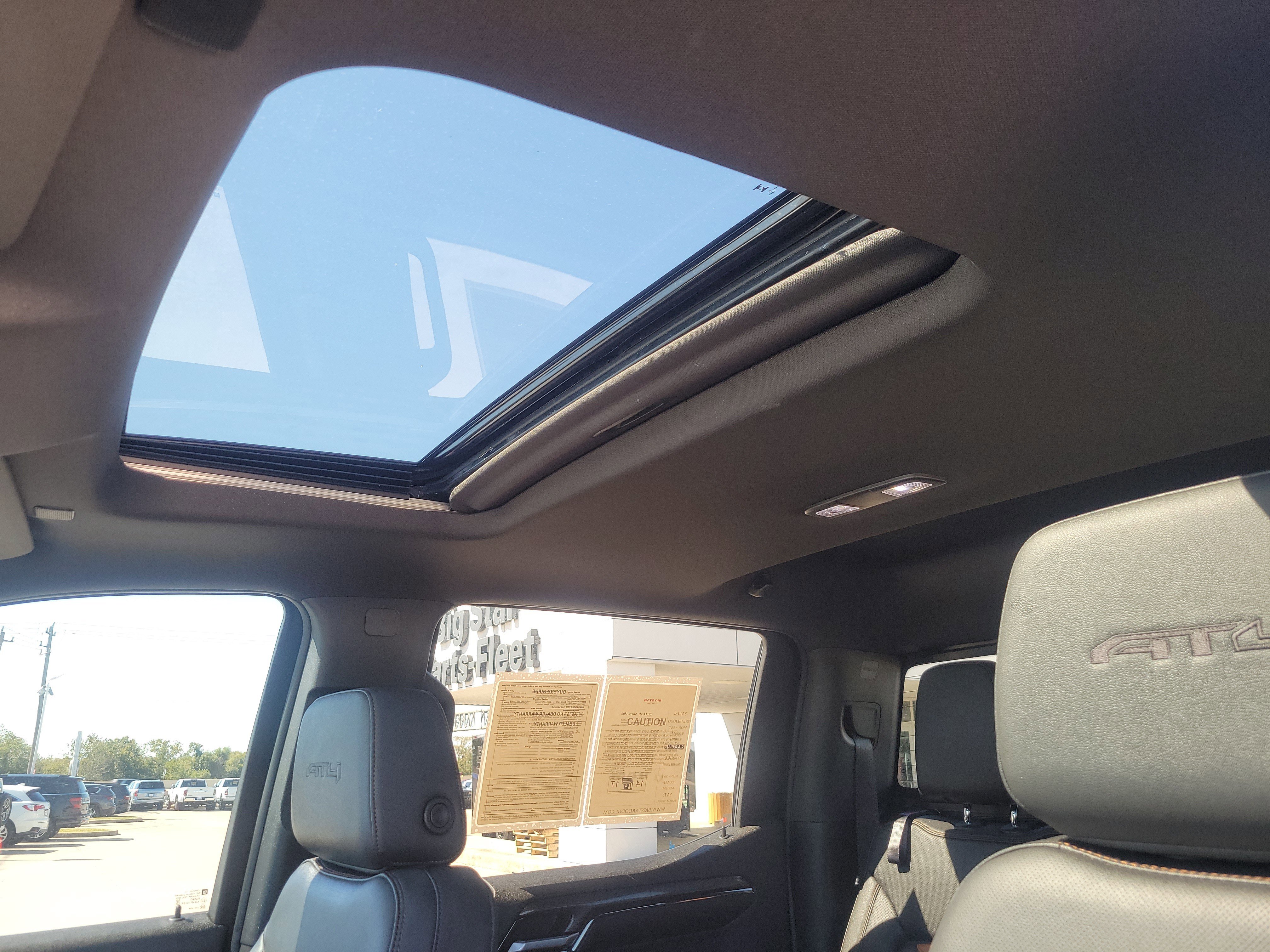 Used 2024 GMC Sierra 1500 AT4 w/ AT4 Preferred Package image 16