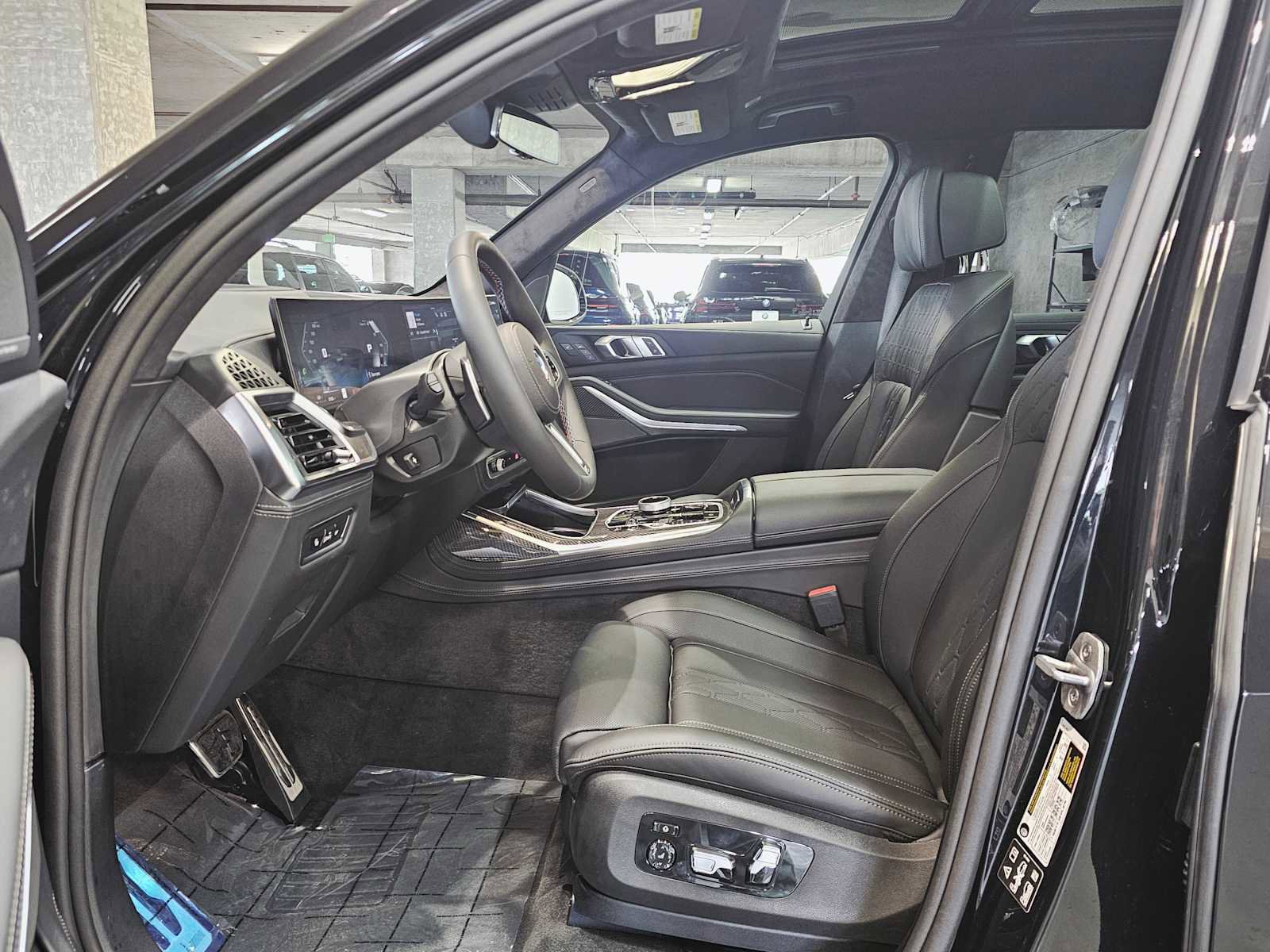 New 2026 BMW X7 M60i image 23