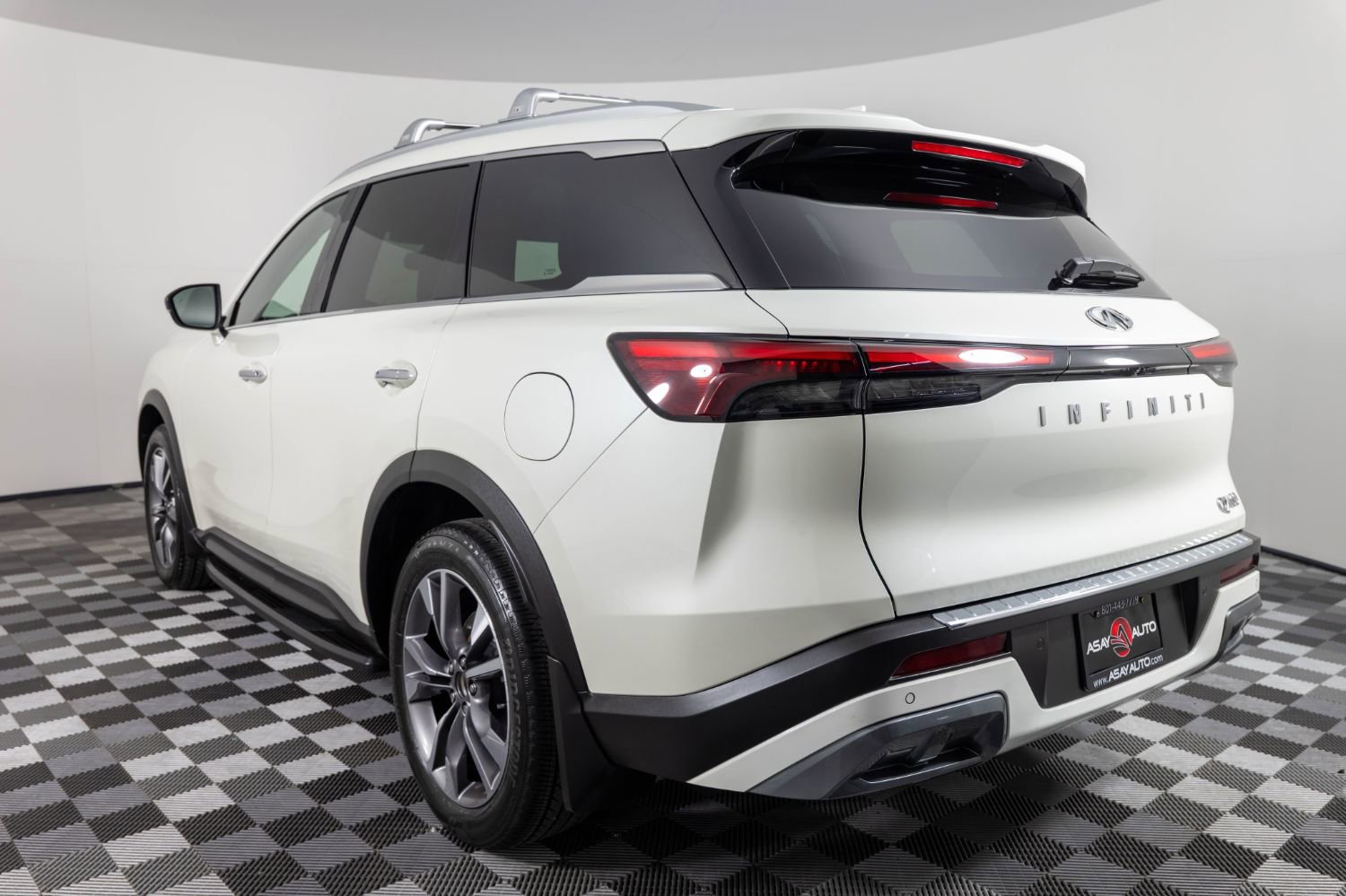 Used 2022 INFINITI QX60 Luxe w/ Cargo Package image 4