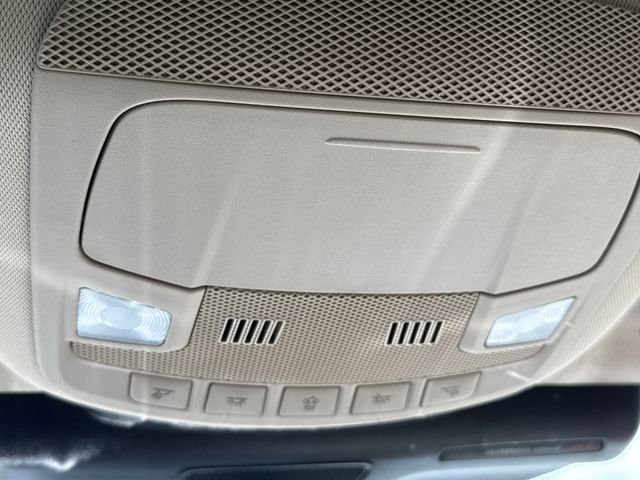 Used 2023 Lincoln Nautilus AWD image 28