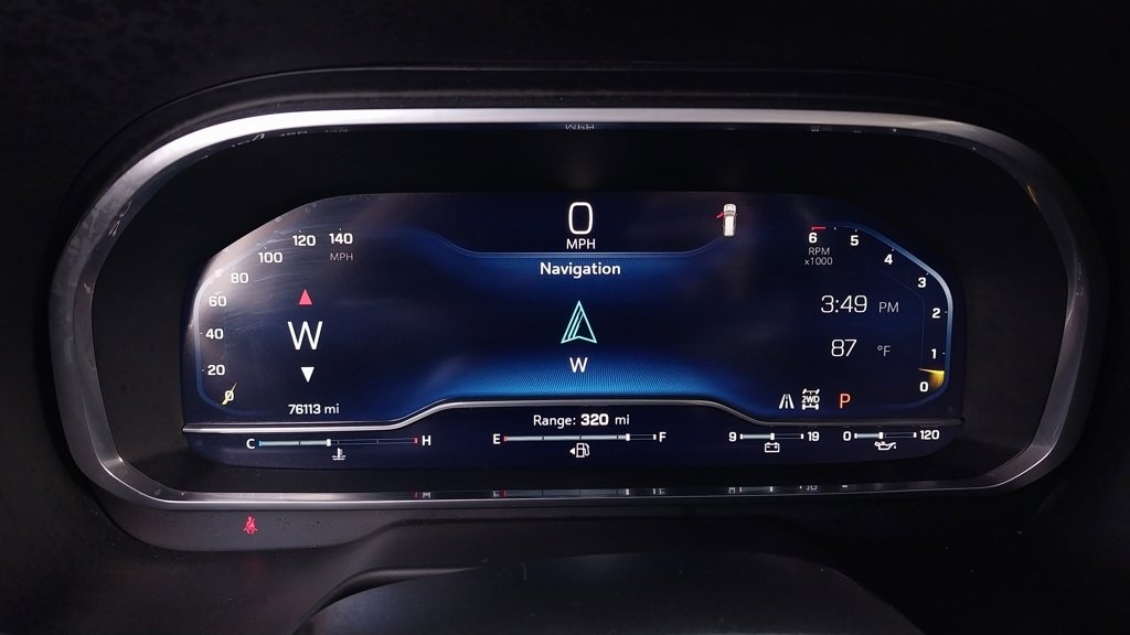 Used 2023 Chevrolet Suburban LT image 25