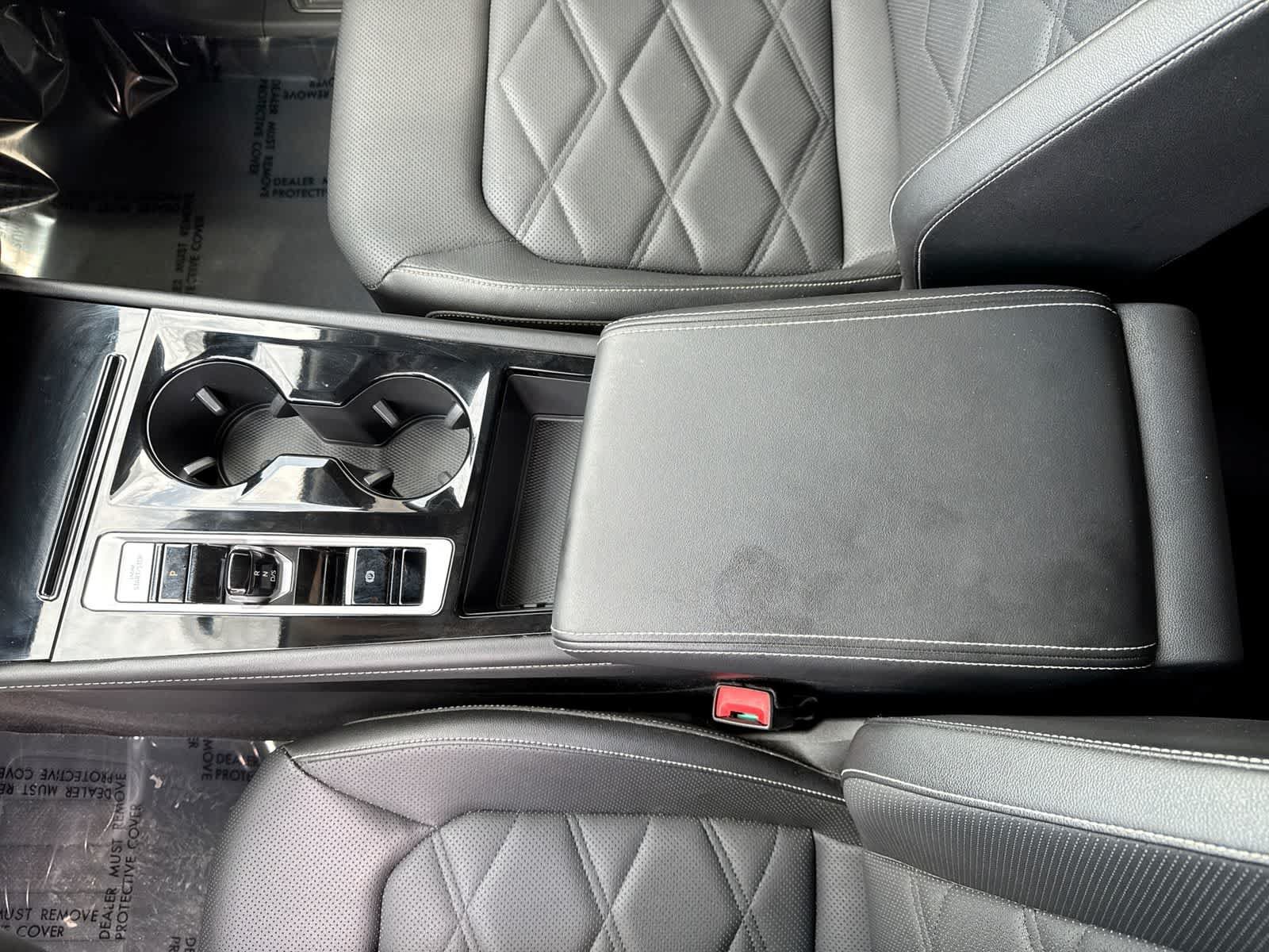 Used 2024 Volkswagen Atlas SE FWD image 34