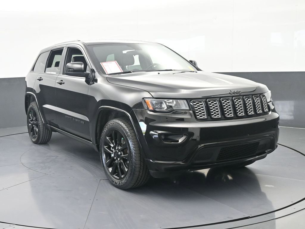Used 2021 Jeep Grand Cherokee Laredo X RWD image 9