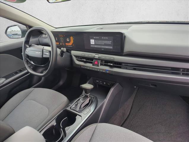 Used 2025 Kia K4 FWD image 23