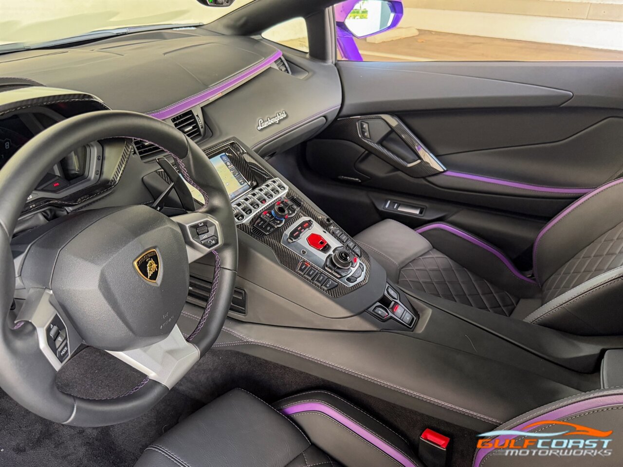Used 2018 Lamborghini Aventador S image 17