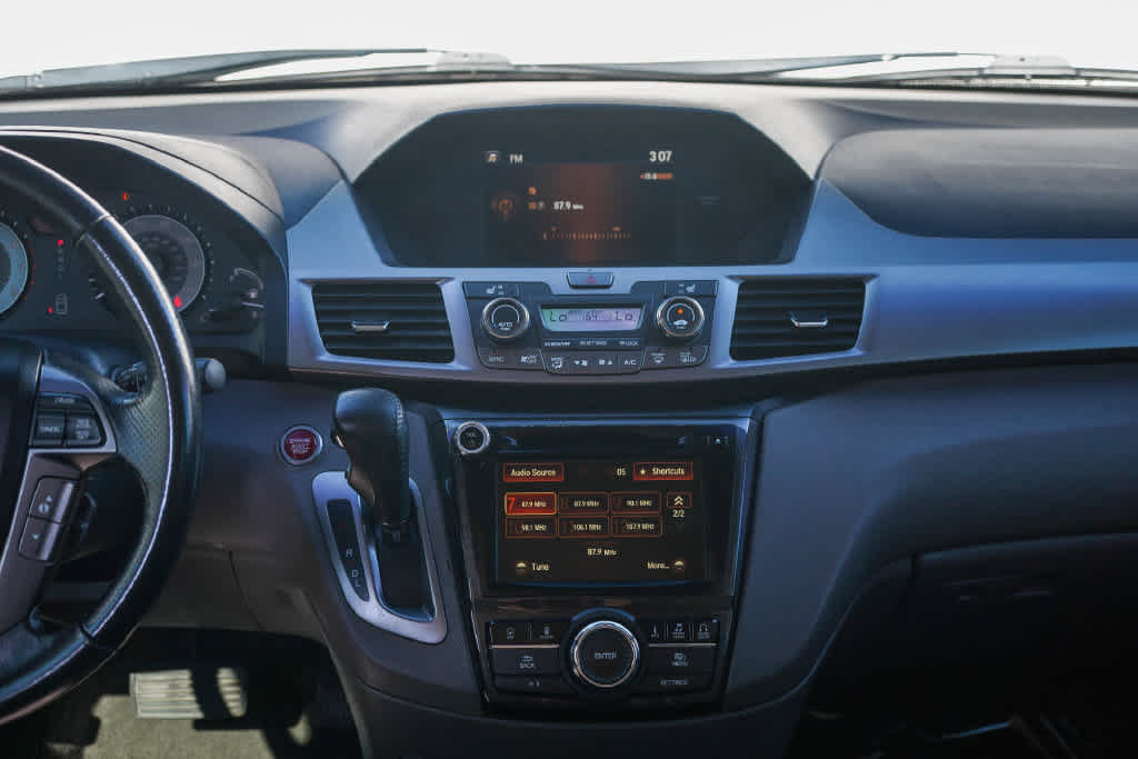 Used 2015 Honda Odyssey Touring image 13