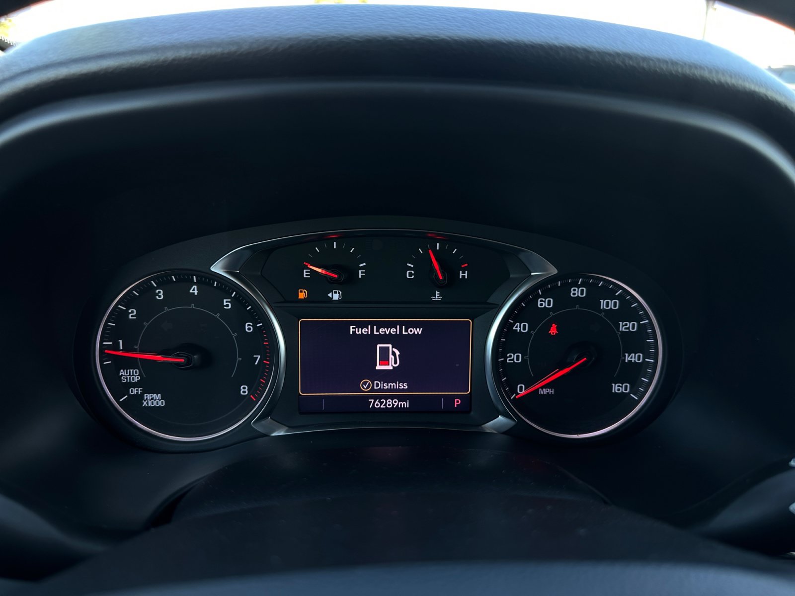 Used 2023 GMC Acadia SLT FWD image 29