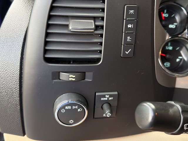 Used 2010 Chevrolet Silverado 1500 LT RWD image 25