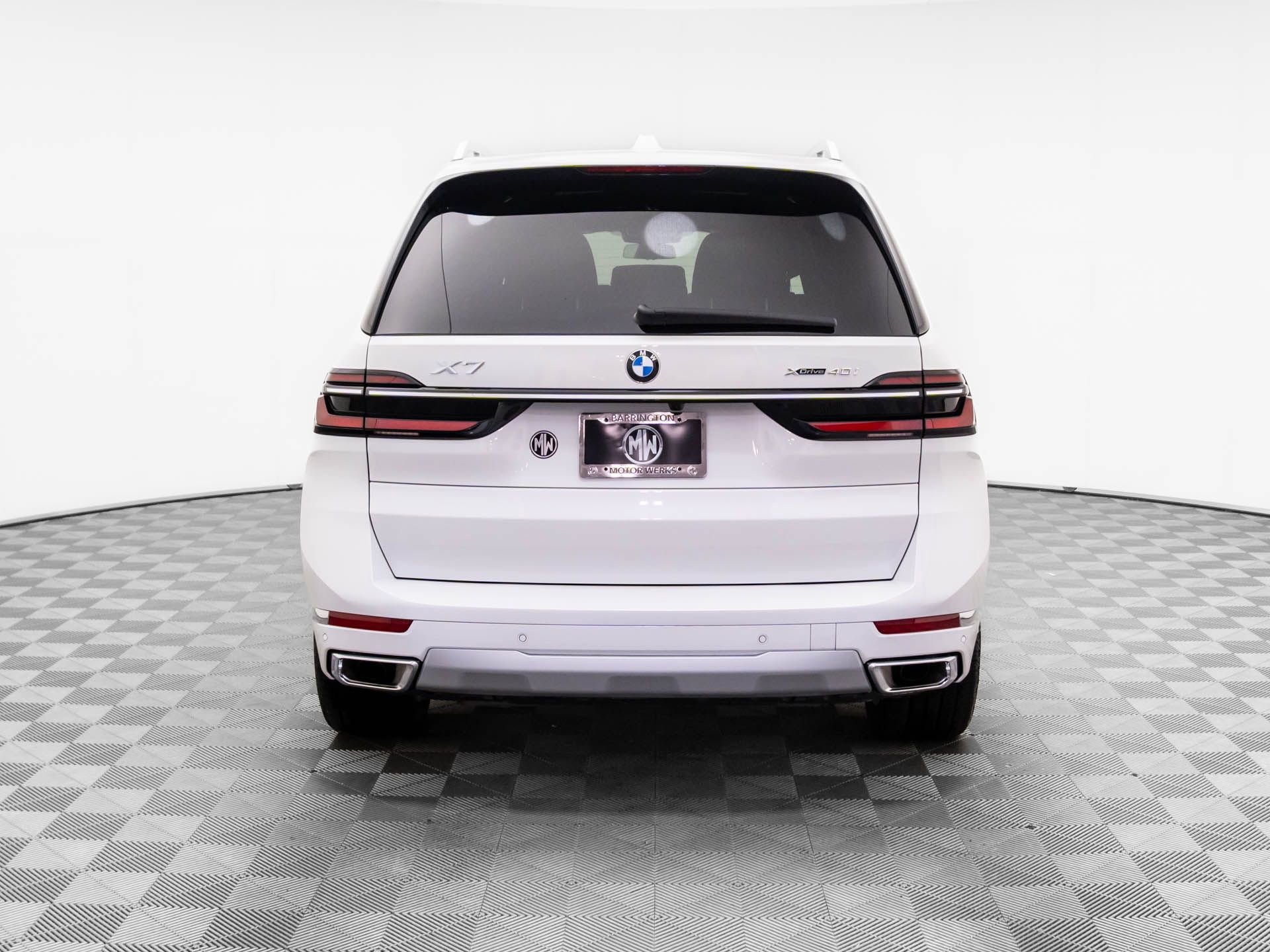 Certified 2025 BMW X7 xDrive40i image 4