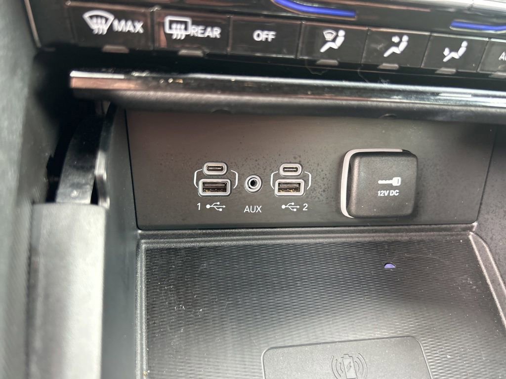 Used 2025 Jeep Grand Cherokee L Altitude AWD/4WD image 30