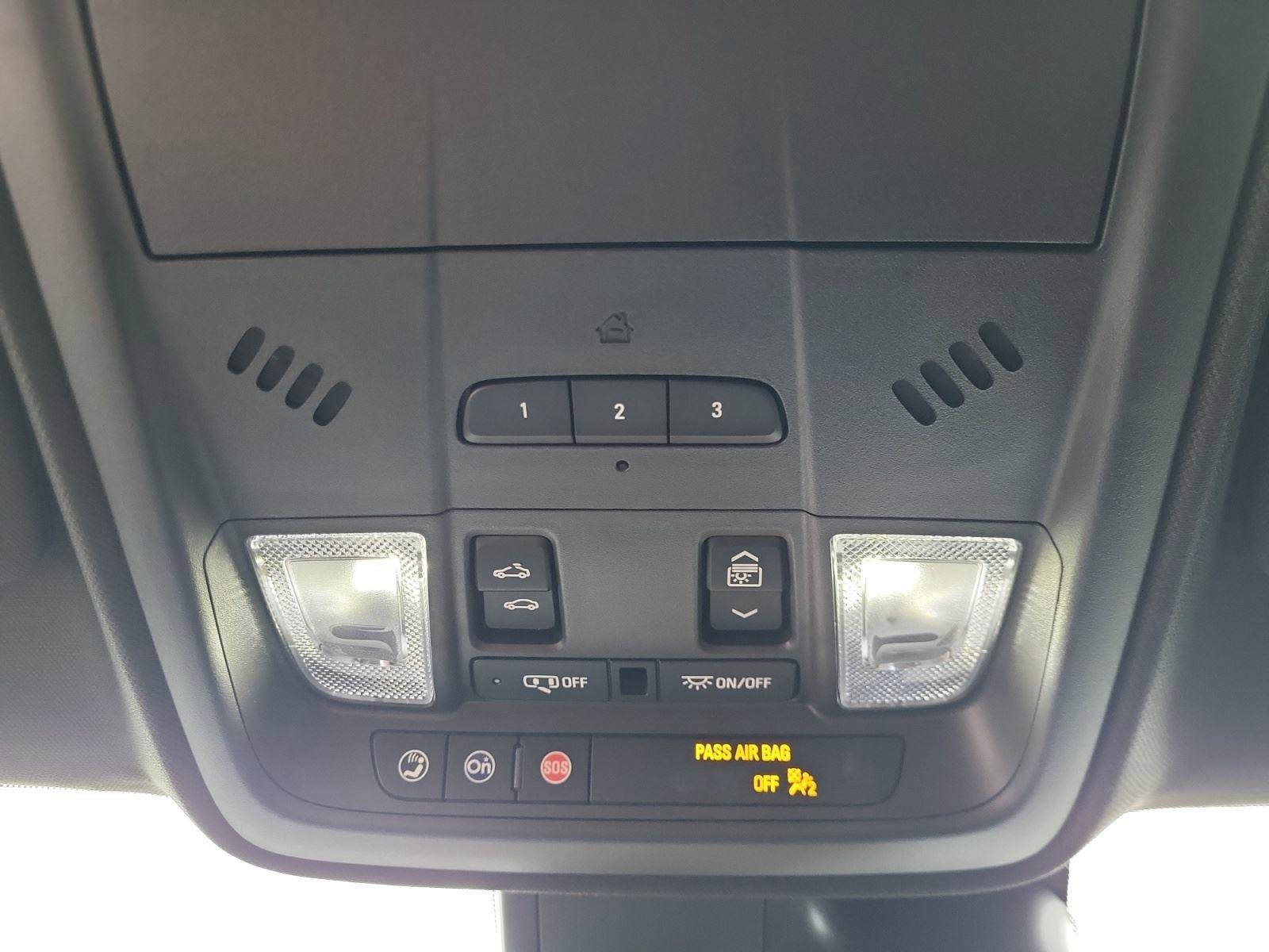 Used 2023 Cadillac XT4 Sport image 17