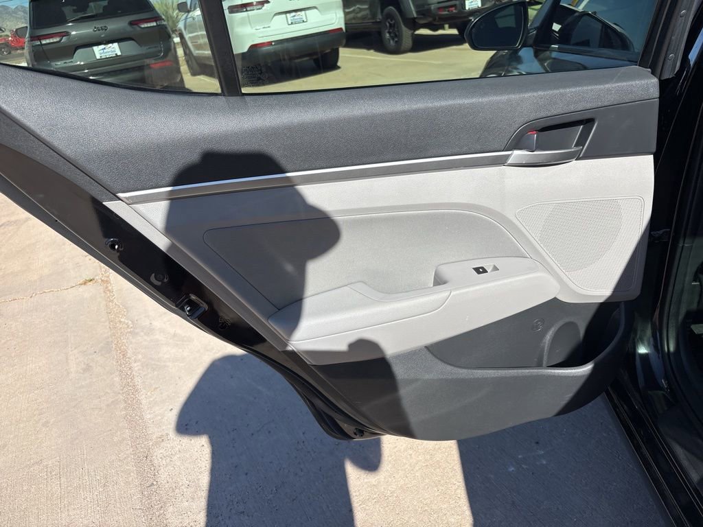 Used 2020 Hyundai Elantra Value Edition w/ Cargo Package (C1) image 17