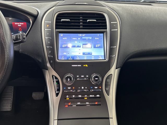 Used 2020 Lincoln Nautilus FWD w/ Equipment Group 101A image 21