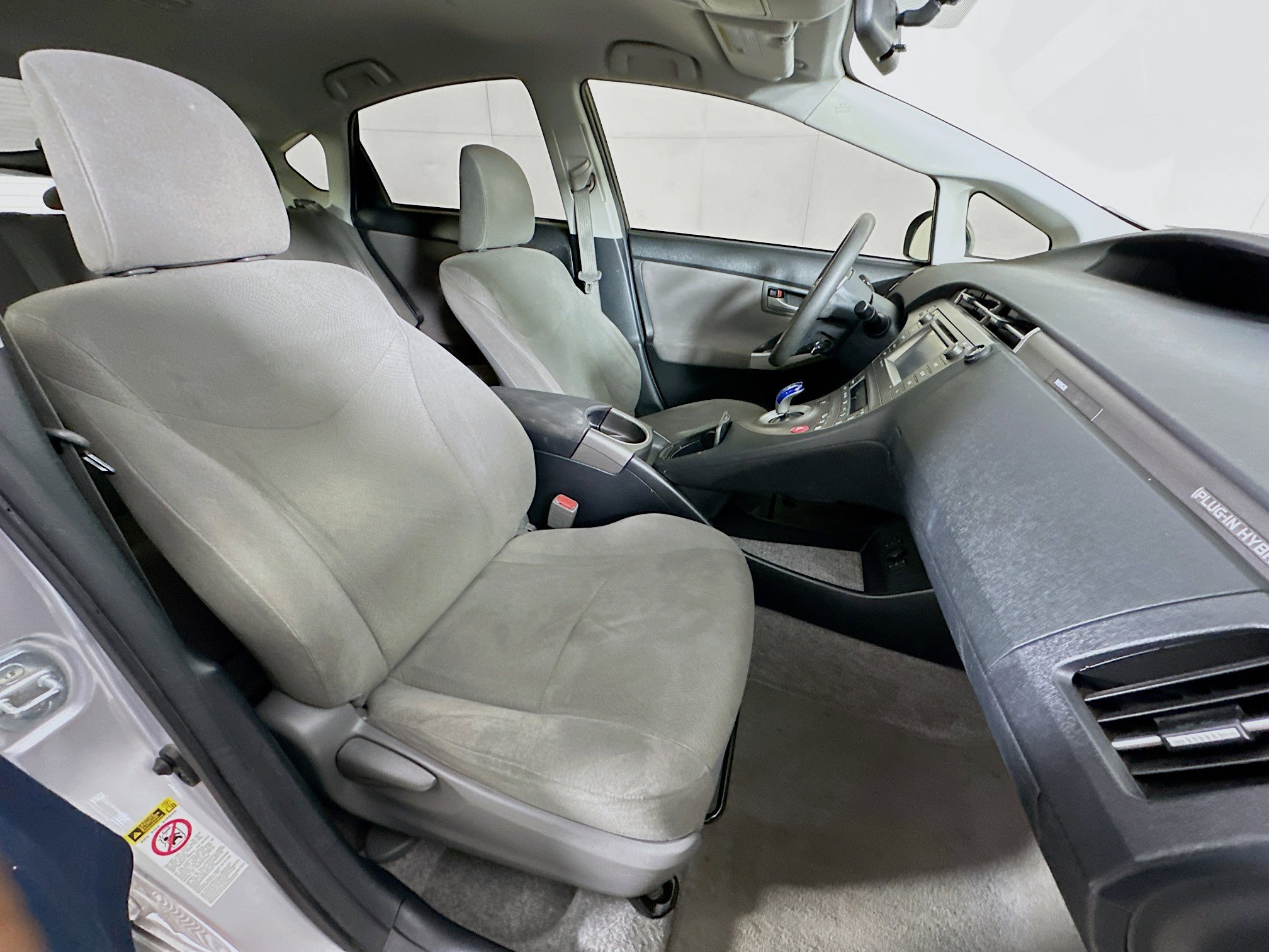 Used 2014 Toyota Prius Prime Plug-In Hybrid image 28