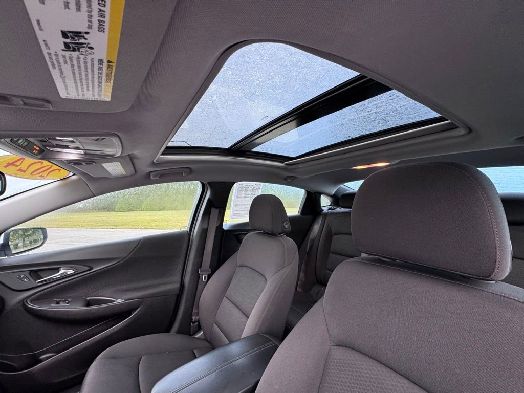 Used 2024 Chevrolet Malibu LT image 23
