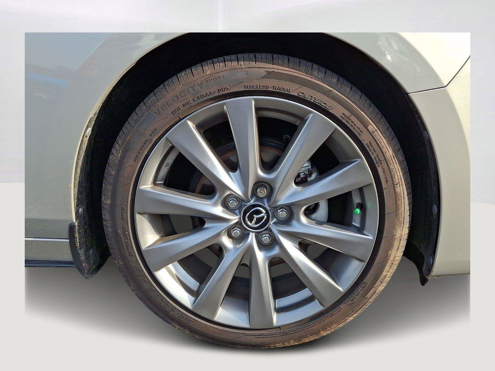 Used 2023 MAZDA MAZDA3 s FWD image 8