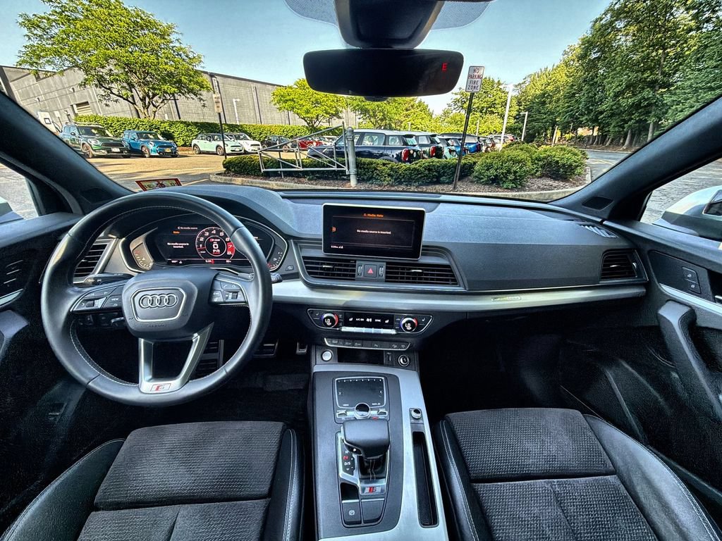Used 2018 Audi SQ5 Prestige w/ Prestige Package AWD/4WD image 18