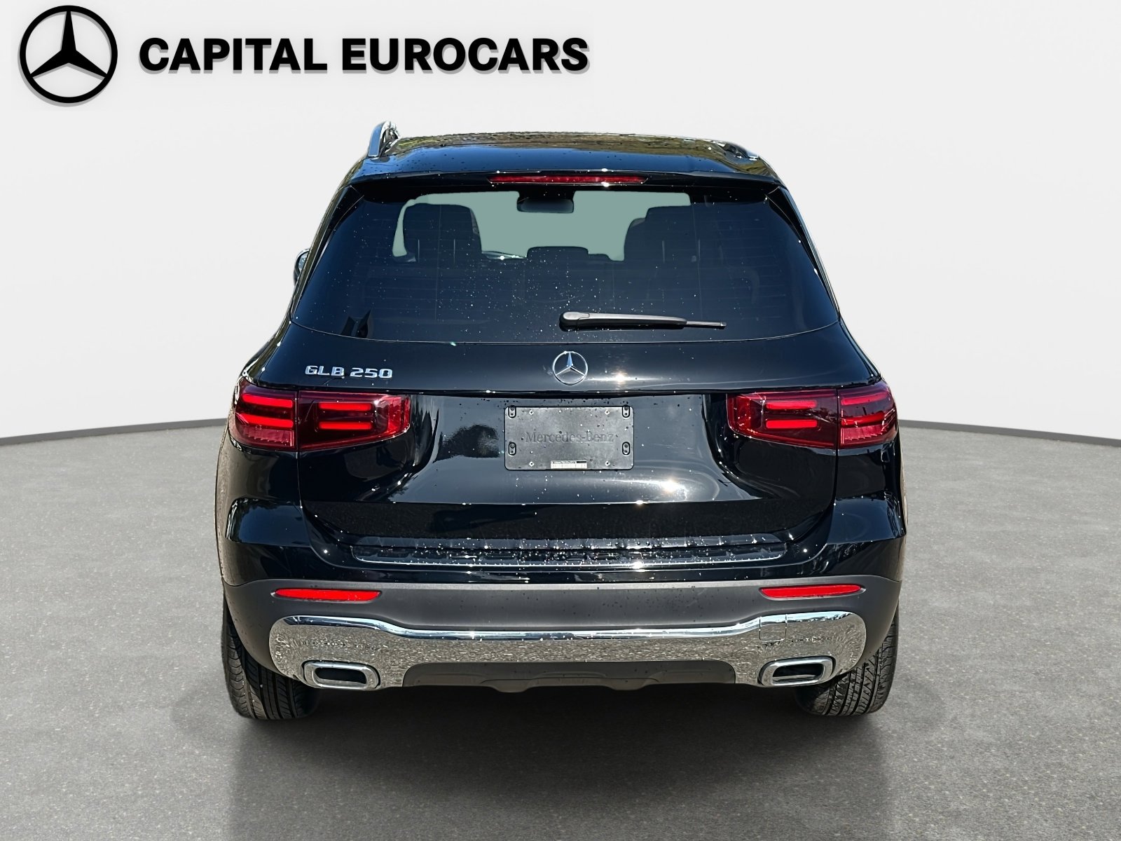 Used 2025 Mercedes-Benz GLB 250 image 6