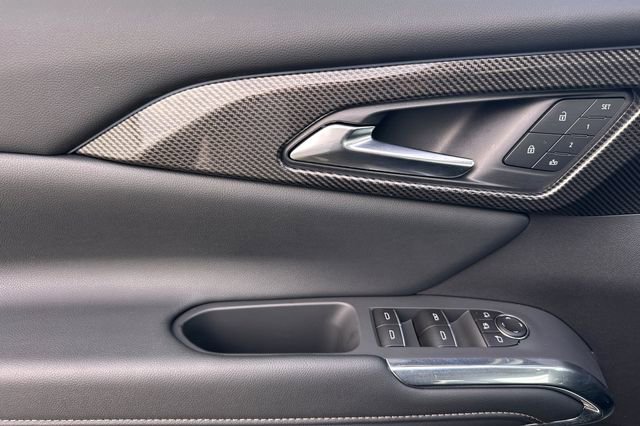 New 2026 Chevrolet Traverse High Country image 14