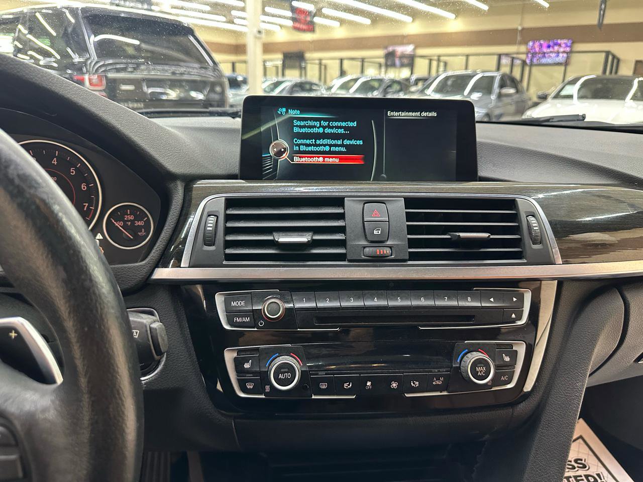 Used 2016 BMW 328i Sedan RWD image 26