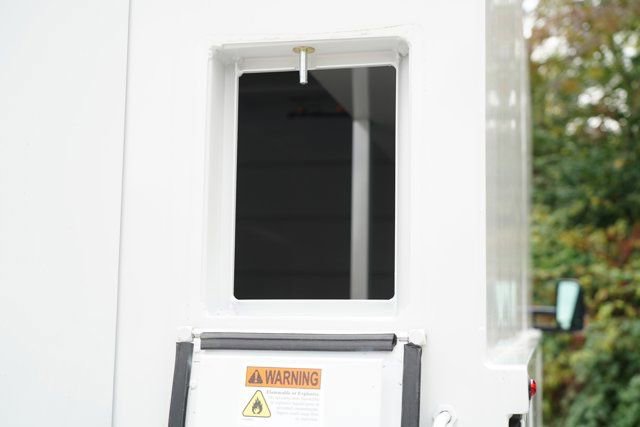 Used 2023 Mercedes-Benz Sprinter 3500 image 25