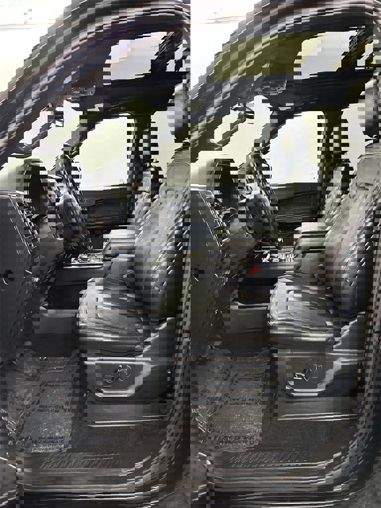 Used 2020 Ford Expedition Max Limited w/ Equipment Group 301A image 11