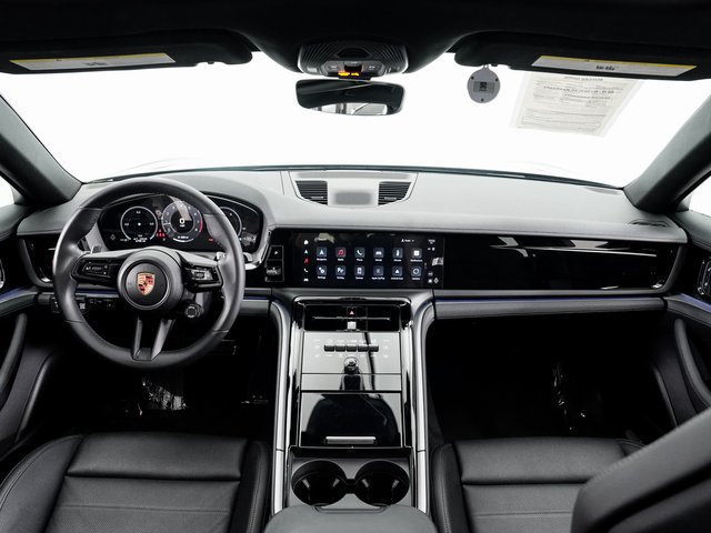 Certified 2025 Porsche Panamera 4 AWD/4WD image 21