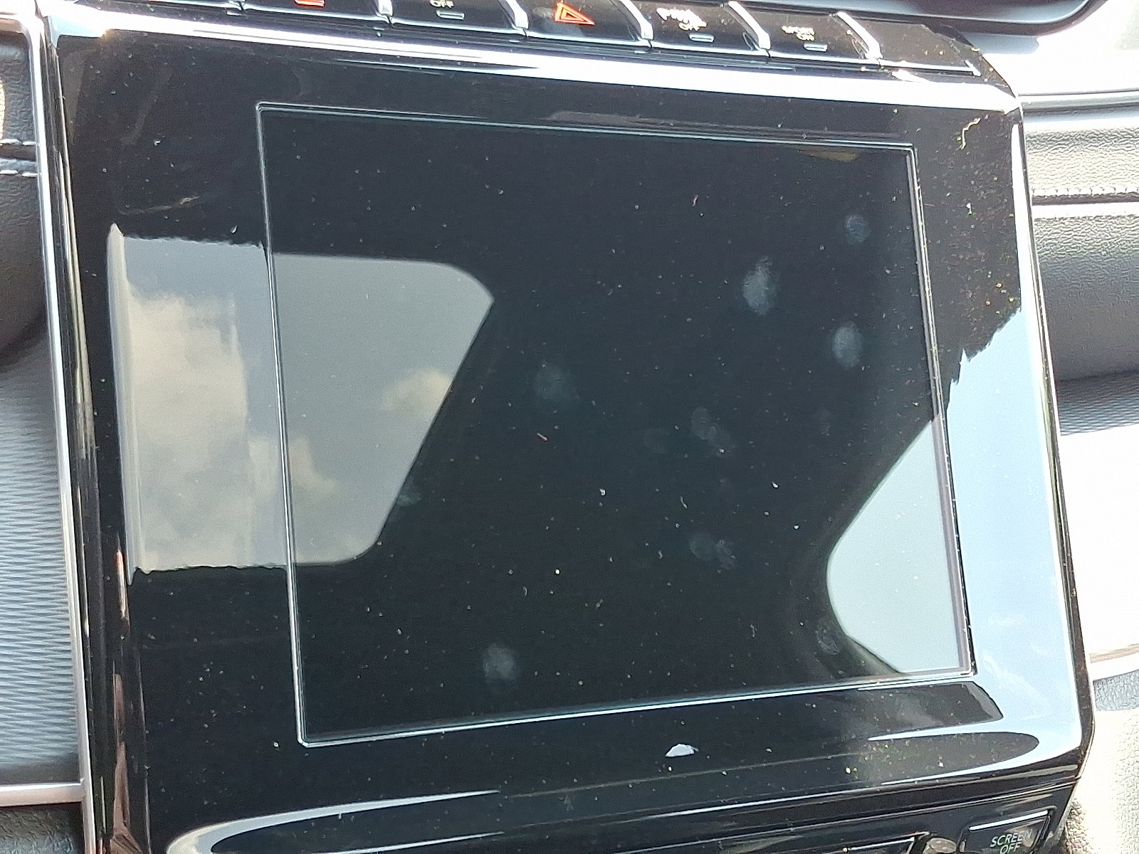 Certified 2025 Jeep Grand Cherokee Laredo X w/ Luxury Tech Group I image 15