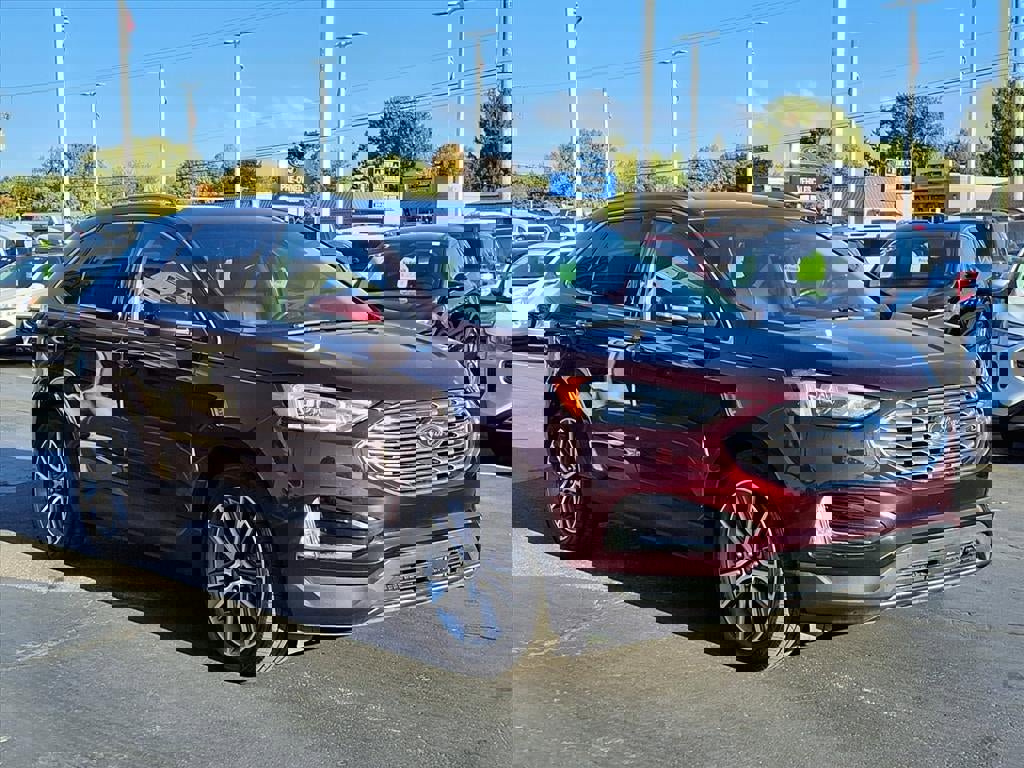 Certified 2019 Ford Edge Titanium w/ Cold Weather Package image 3