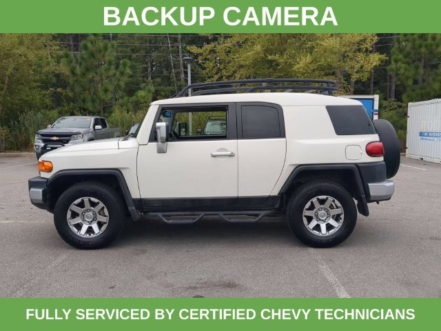 Used 2014 Toyota FJ Cruiser 4WD w/ Upgrade Package image 9