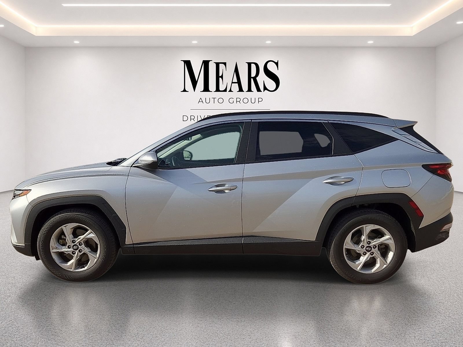 Used 2024 Hyundai Tucson SEL FWD image 2