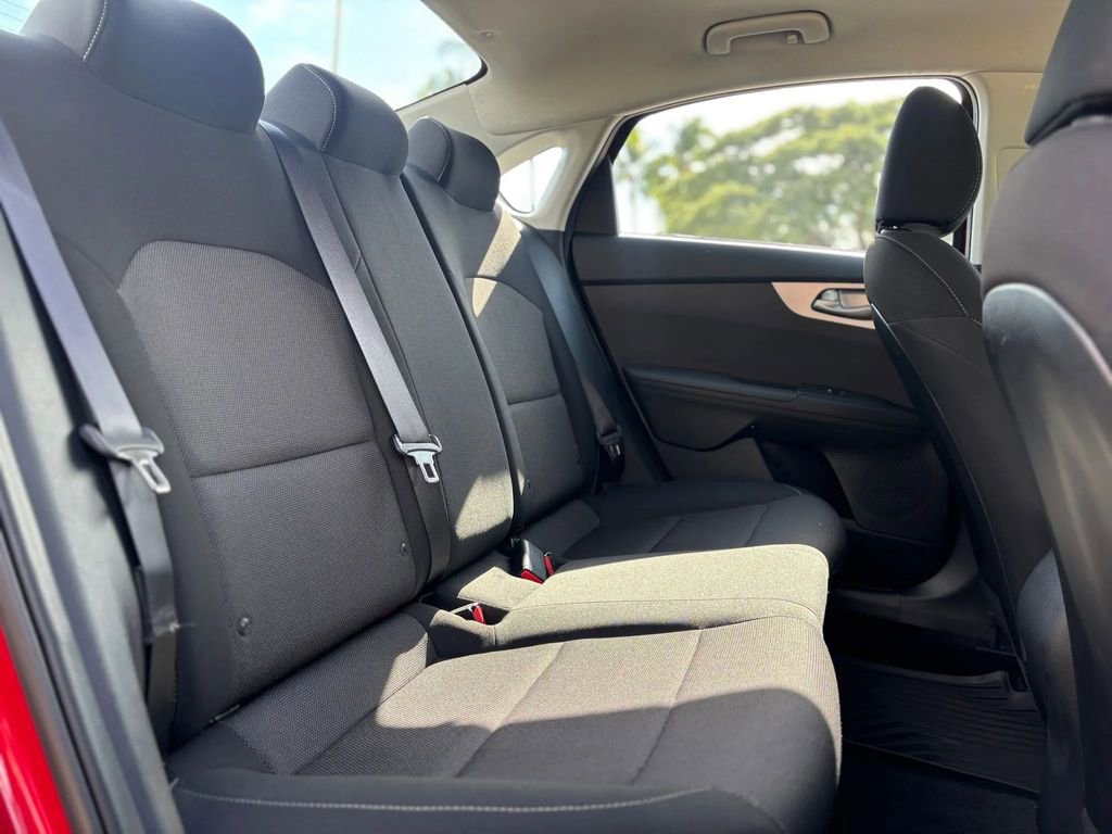 Used 2023 Kia Forte LXS image 11