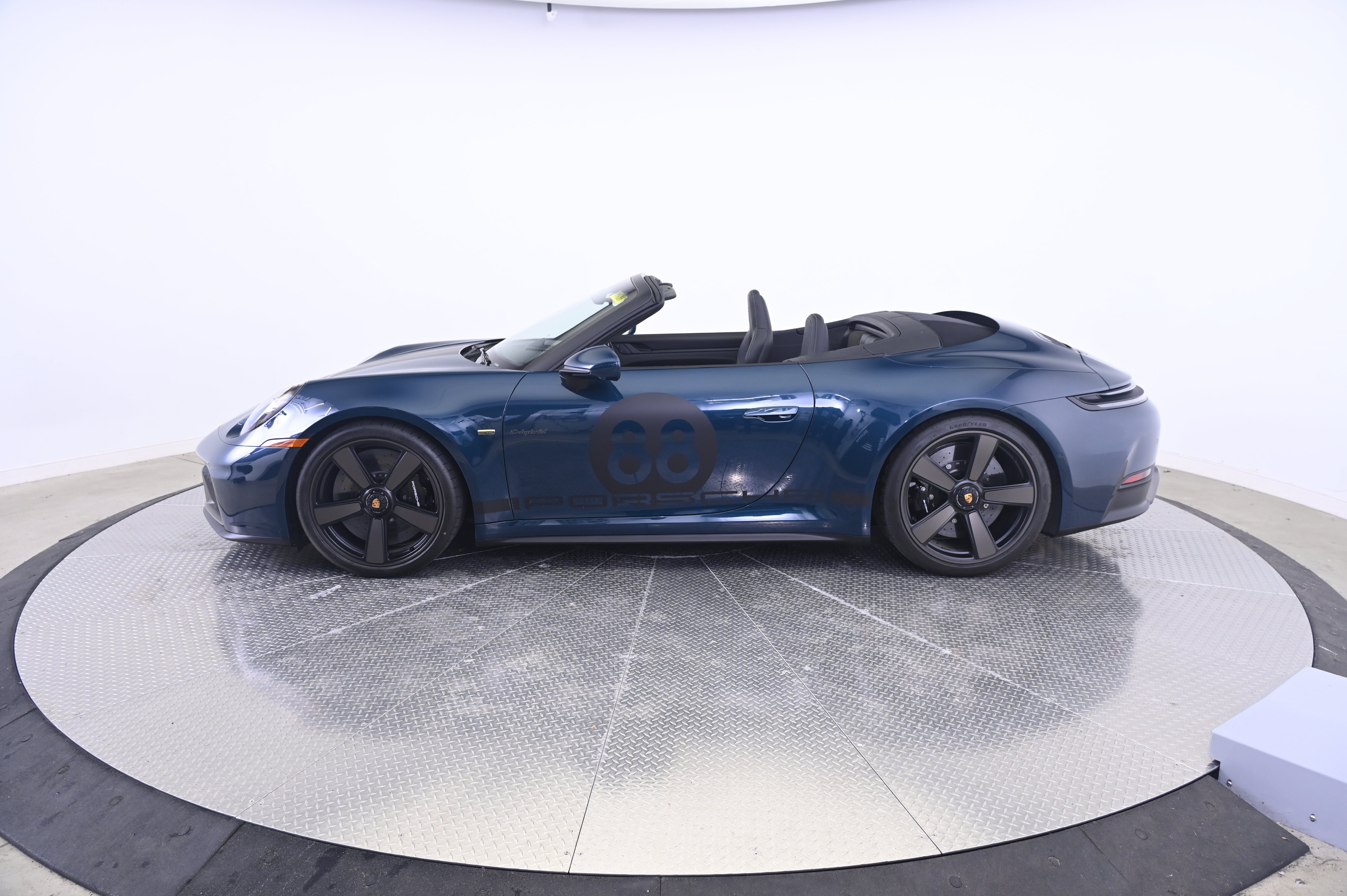 Certified 2026 Porsche 911 GTS RWD image 2