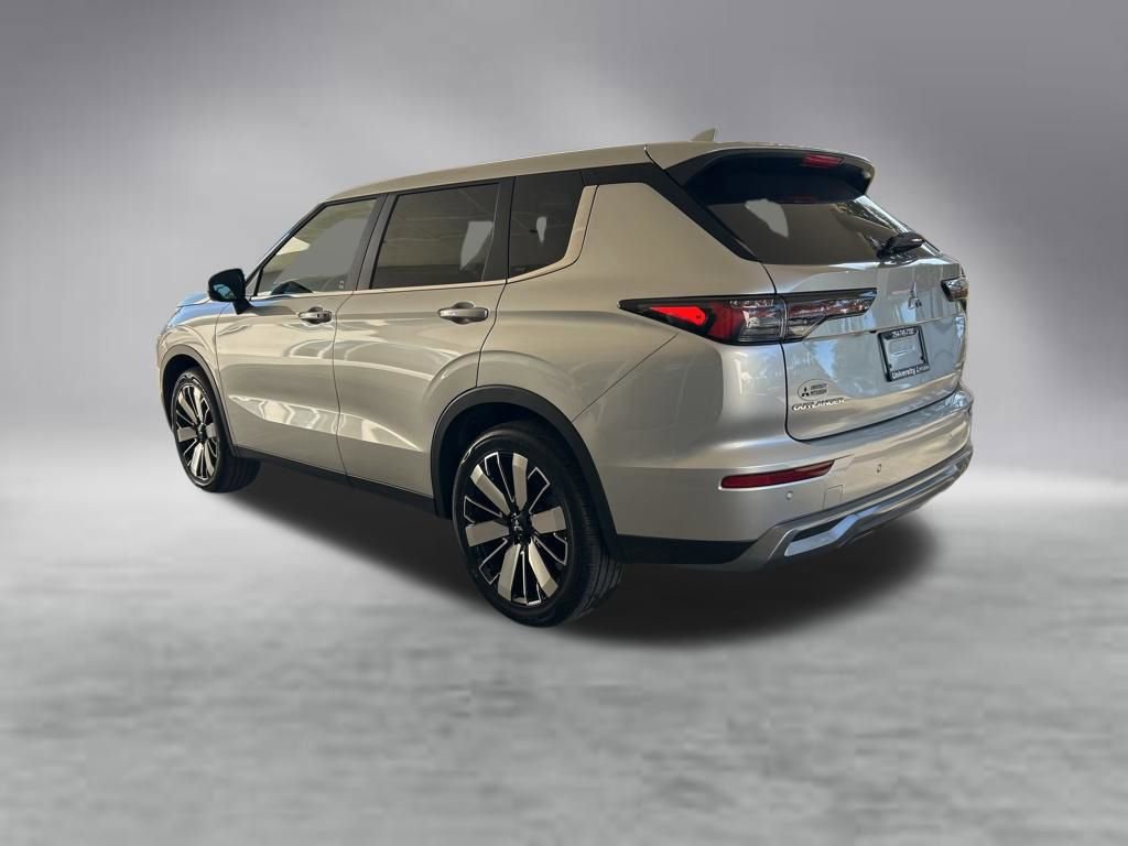 New 2026 Mitsubishi Outlander SE FWD image 4