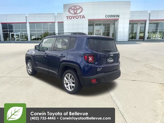 Used 2016 Jeep Renegade Latitude w/ Cold Weather Group AWD/4WD image 34