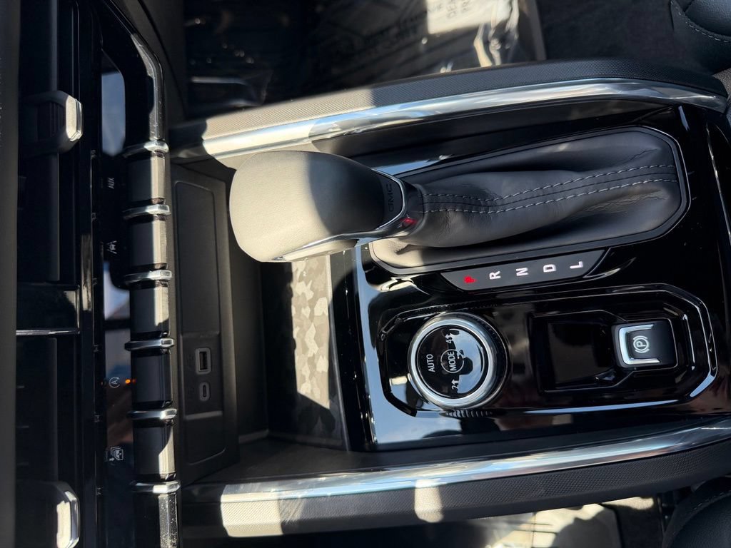 New 2026 GMC Canyon Elevation w/ Convenience Package AWD/4WD image 17