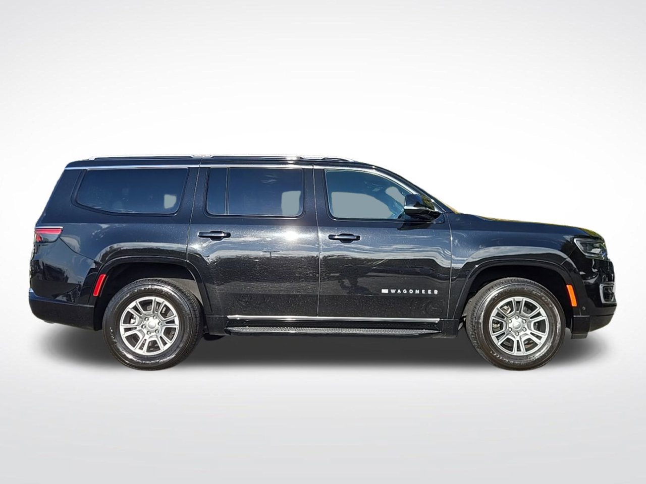 Used 2023 Jeep Wagoneer 4WD image 8
