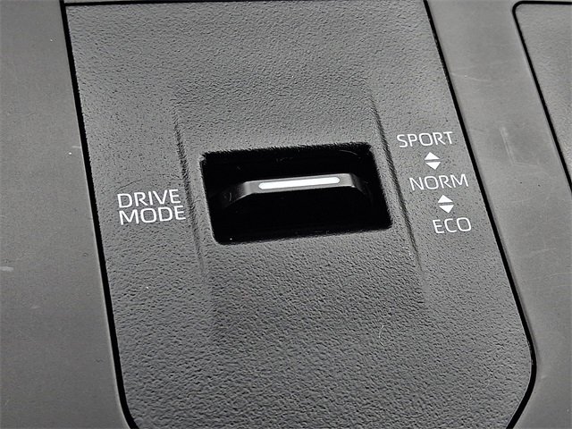 Certified 2023 Toyota Highlander LE image 24