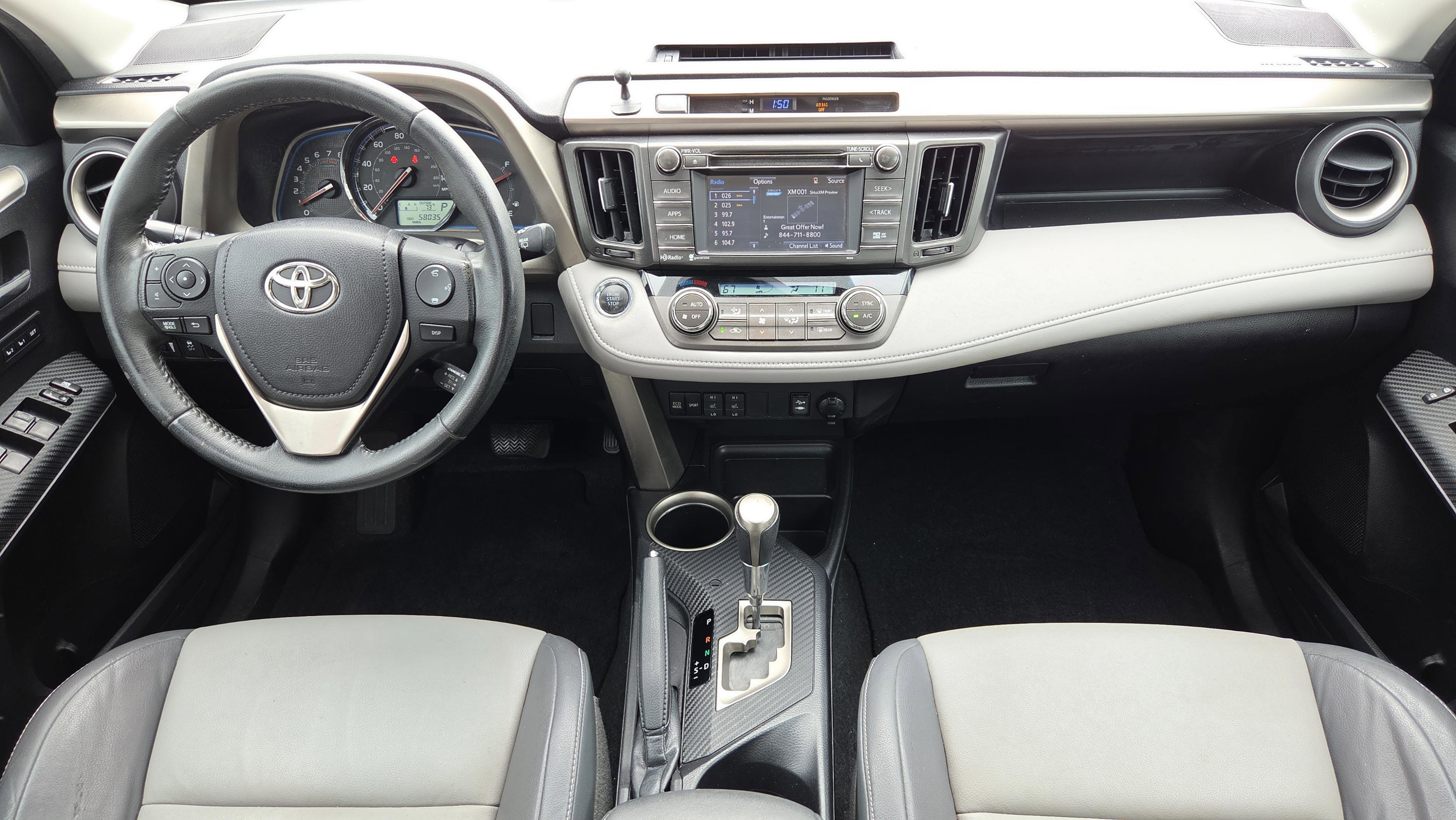 Used 2015 Toyota RAV4 Limited image 13