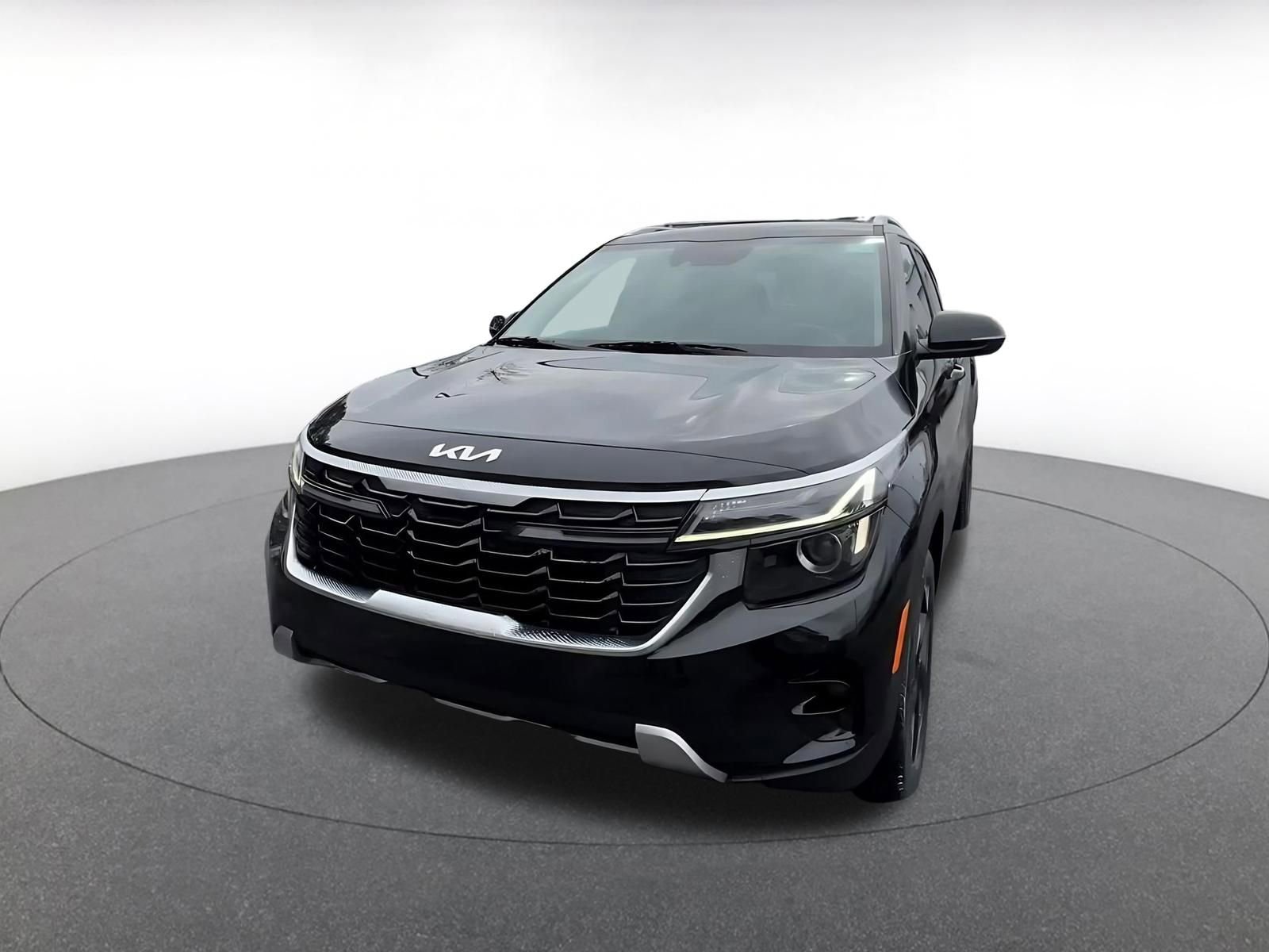 Used 2025 Kia Seltos S image 7