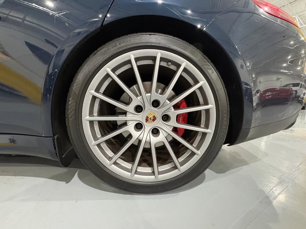 Used 2015 Porsche Panamera GTS w/ Premium Package Plus image 54